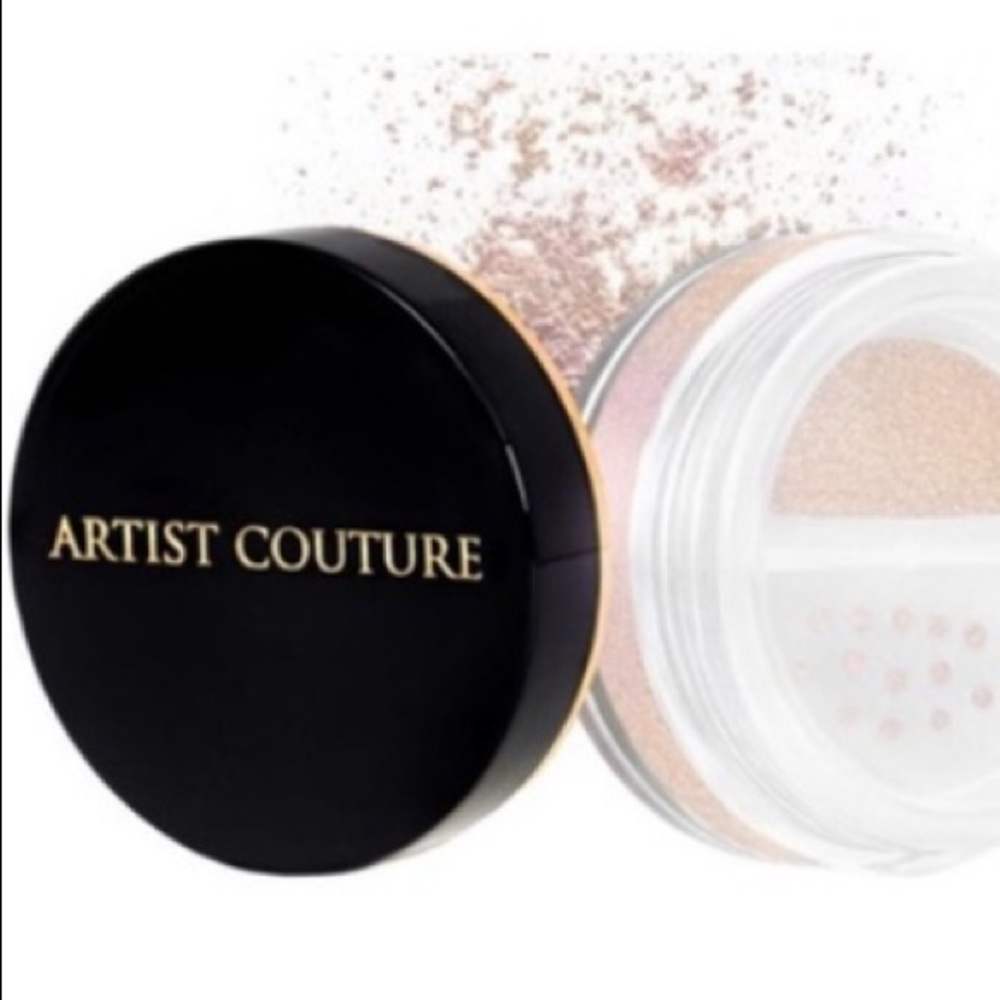 🚨LAST CHANCE TO PURCHASE🚨 Artist Couture Glow Powder